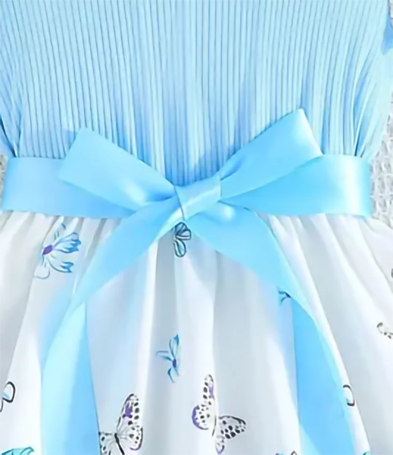 A Fresh And Cute Sleeveless Blue Floral Pattern Dress For Summer